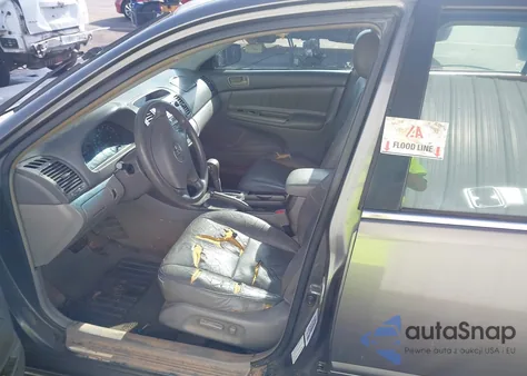 2003 Toyota Camry Le from USA, damaged, VIN 4T1BE32K83U734744